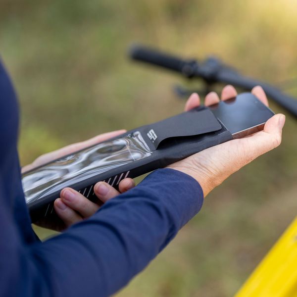 SP Connect Bike Bundle Universal Case SPC+ Fahrrad-Handyhalterung - Universelle Handyhülle - Schwarz