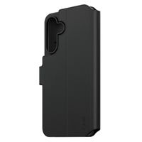 CARE by PanzerGlass Feature Wallet Case w. Kickstand Samsung Galaxy A26 - Schwarz