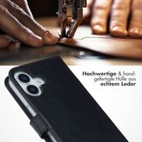 Selencia Echtleder Klapphülle Apple iPhone 17 - Schwarz