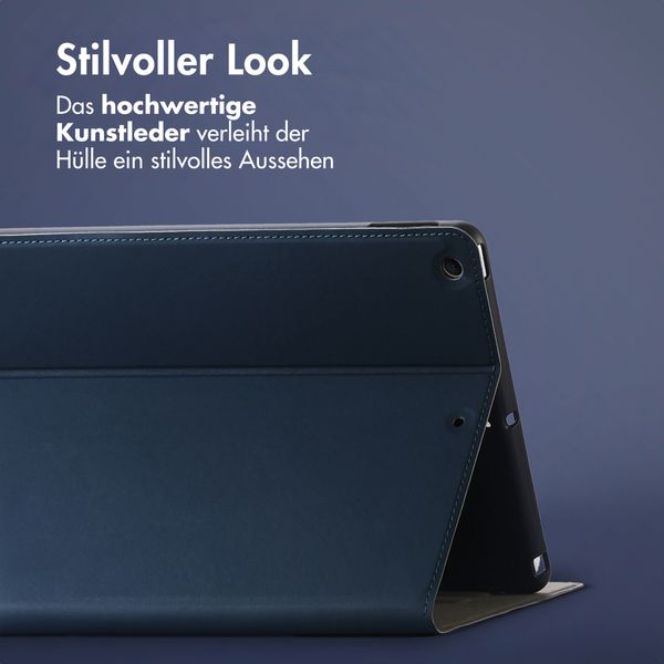 Accezz Classic Klapphülle Apple iPad 9 (2021) 10.2 Zoll / iPad 8 (2020) 10.2 Zoll / iPad 7 (2019) 10.2 Zoll - Dunkelblau