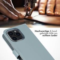 Selencia Echtleder Klapphülle Apple iPhone 16 Pro - Air Blue