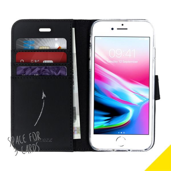 Accezz Wallet TPU Klapphülle Apple iPhone SE (2022 / 2020) / 8 / 7 / 6(s) - Schwarz