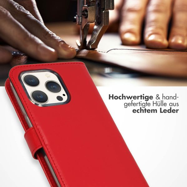 Selencia Echtleder Klapphülle Apple iPhone 15 Pro - Rot