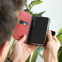 Selencia Echtleder Klapphülle Samsung Galaxy S20 FE - Rot