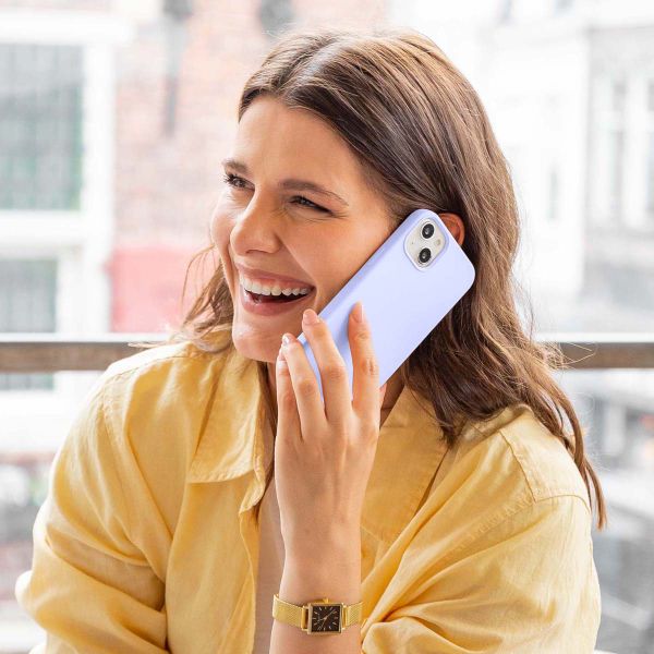 Accezz Liquid Silikoncase mit MagSafe Samsung Galaxy S25 Edge - Violett