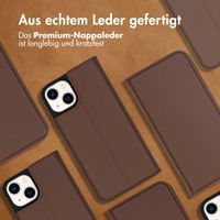 Accezz Premium Leather Slim Klapphülle Apple iPhone 14 - Braun