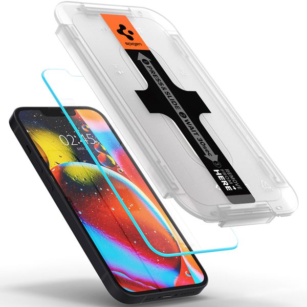 Spigen GLAStR Fit Displayschutzfolie 2er-Pack + Applicator Apple iPhone 17e / 16e / 14 / 13 / 13 Pro