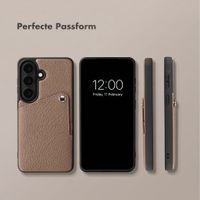 Selencia Riva Back Cover mit Kartenfach Samsung Galaxy S26 - Mocha Brown