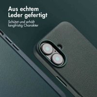 Accezz MagSafe Leather Backcover Apple iPhone 16 - Cedar Green