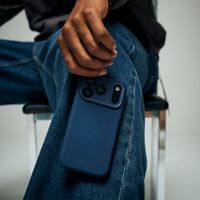 Decoded Silikon-Case MagSafe Apple iPhone 17 - True Navy