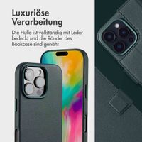 Accezz 2-in-1 Klapphülle aus Leder mit MagSafe Apple iPhone 16 Pro - Cedar Green