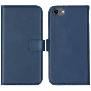 Selencia Echtleder Klapphülle Apple iPhone SE (2022 / 2020) / 8 / 7 / 6(s) - Blau