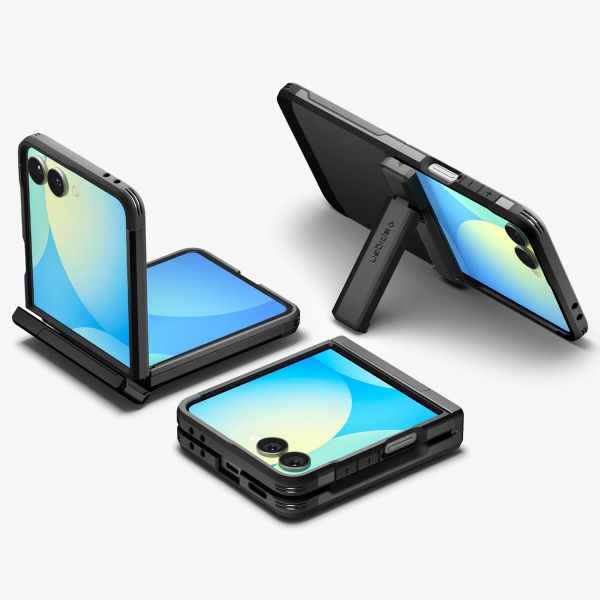 Spigen Tough Armor Pro Backcover MagFit Samsung Galaxy Z Flip 7 - Schwarz