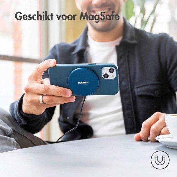 Accezz Leather Backcover mit MagSafe Apple iPhone 14 Plus - Dunkelblau