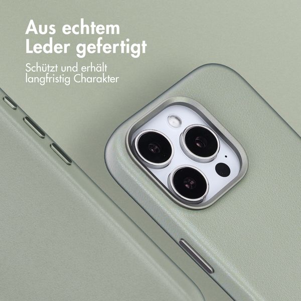 Accezz MagSafe Leather Backcover Apple iPhone 16 Pro - Light Grey