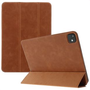 Accezz Leder Trifold Klaphülle Apple iPad Pro 13 (2025) M5 / (2024) M4 - Cognac