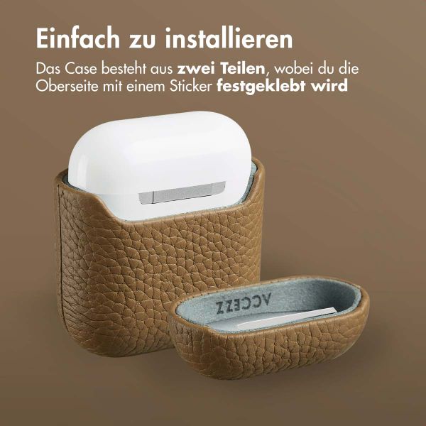 Accezz Echtleder Case  Apple AirPods 1 / 2 - Taupe