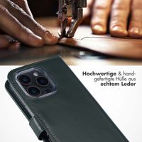 Selencia Echtleder Klapphülle Apple iPhone 16 Pro - Grün