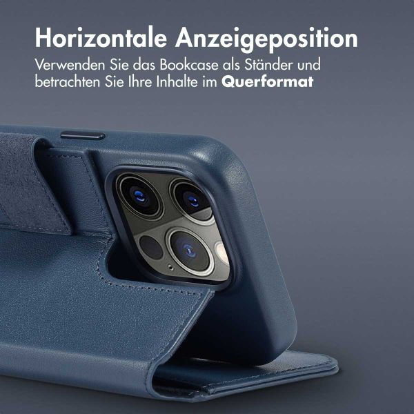 Accezz 2-in-1 Klapphülle aus Leder mit MagSafe Apple iPhone 15 Pro - Nightfall Blue