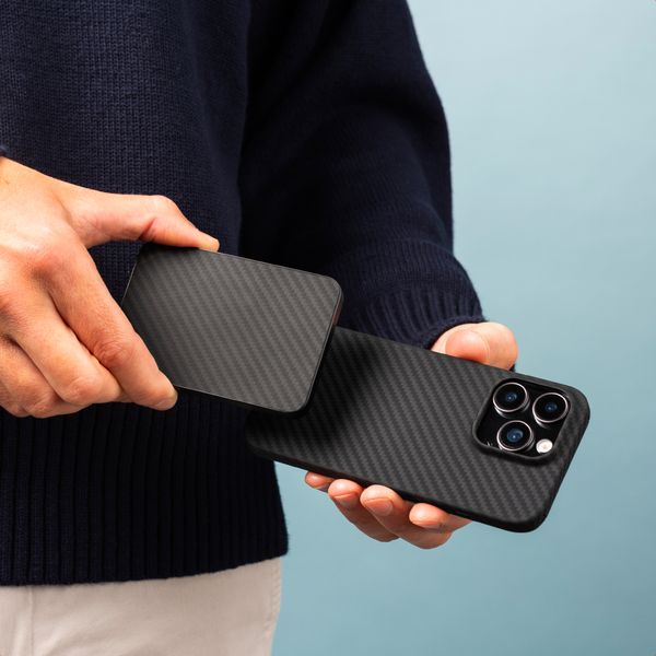 Accezz Kevlar Powerbank 5.000 mAh - MagSafe und Qi - Schwarz