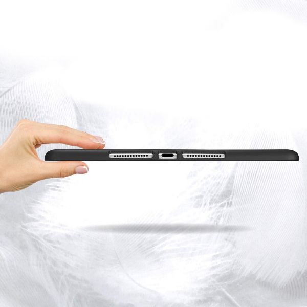 Accezz Trifold Klapphülle Apple iPad 9 (2021) 10.2 Zoll / iPad 8 (2020) 10.2 Zoll / iPad 7 (2019) 10.2 Zoll - Schwarz