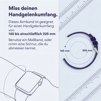 Accezz Steel Band für das  Samsung Galaxy Watch 4 / 5 / 6 / 7 / FE (20 mm) - Silber