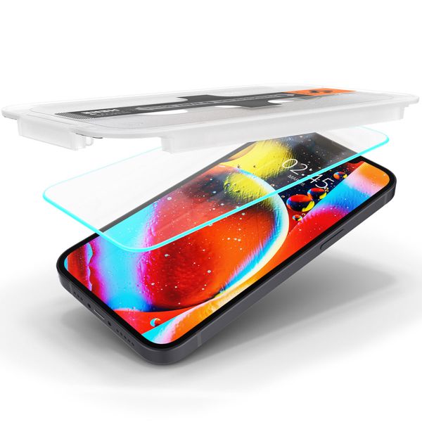 Spigen GLAStR Fit Displayschutzfolie 2er-Pack + Applicator Apple iPhone 17e / 16e / 14 / 13 / 13 Pro