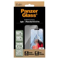 PanzerGlass Ultra-Wide Fit Antibakterieller Displayschutz mit Applikator Apple iPhone 17e / 16e / 14 / 13 / 13 Pro