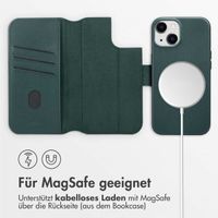 Accezz 2-in-1 Klapphülle aus Leder mit MagSafe Apple iPhone 14 - Cedar Green