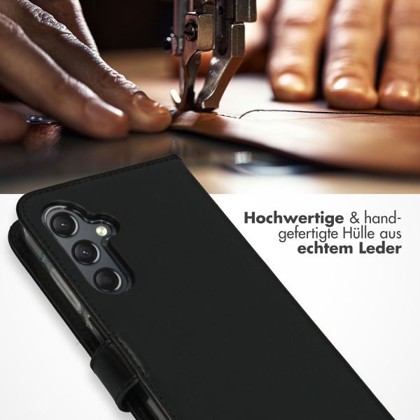 Selencia Echtleder Klapphülle Samsung Galaxy A25 (5G) - Schwarz