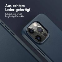 Accezz MagSafe Leather Backcover Apple iPhone 15 Pro - Nightfall Blue