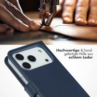 Selencia Echtleder Klapphülle Apple iPhone 17 Pro - Blau