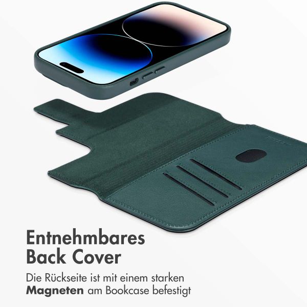 Accezz 2-in-1 Klapphülle aus Leder mit MagSafe Apple iPhone 14 Pro - Cedar Green