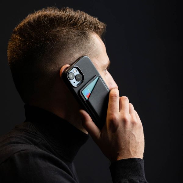 Accezz Lederkartenhalter - Geeignet für MagSafe und Qi2 - Onyx Black
