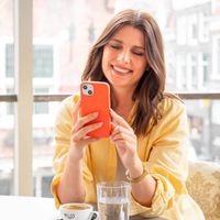 Accezz Liquid Silikoncase Apple iPhone 15 Pro Max - Nectarine