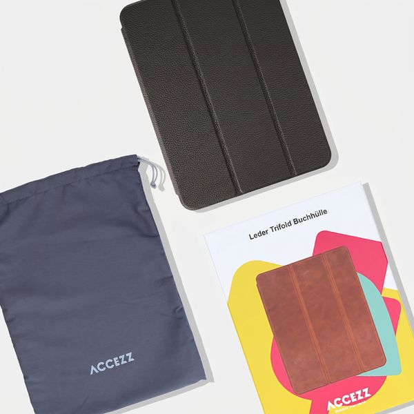 Accezz Leder Trifold Klaphülle Apple iPad 11 (2025) 11 Zoll A16 / iPad 10 (2022) 10.9 Zoll - Schwarz