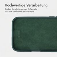 Accezz Backcover mit MagSafe Apple iPhone 17 - Grün