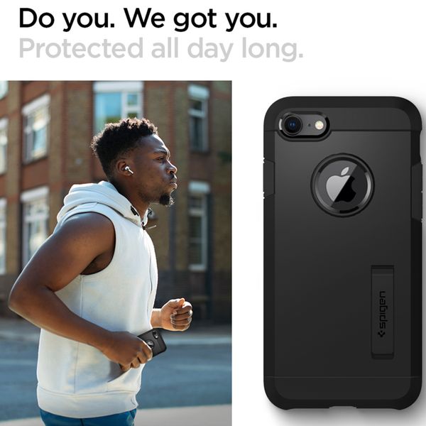 Spigen Tough Armor Backcover Apple iPhone SE (2022 / 2020) - Schwarz
