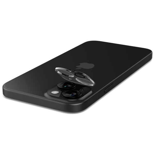 Spigen GLAStR Optik Camera Lens Protector - Kamerainsel-Schutz (2er-Pack) Apple iPhone 15 / 15 Plus - Transparent