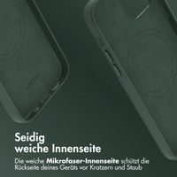 Accezz MagSafe Leather Backcover Apple iPhone 12 (Pro) - Cedar Green