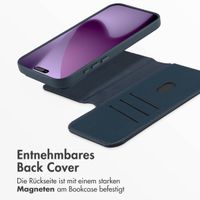 Accezz 2-in-1 Klapphülle aus Leder mit MagSafe Apple iPhone 17 Pro Max - Nightfall Blue