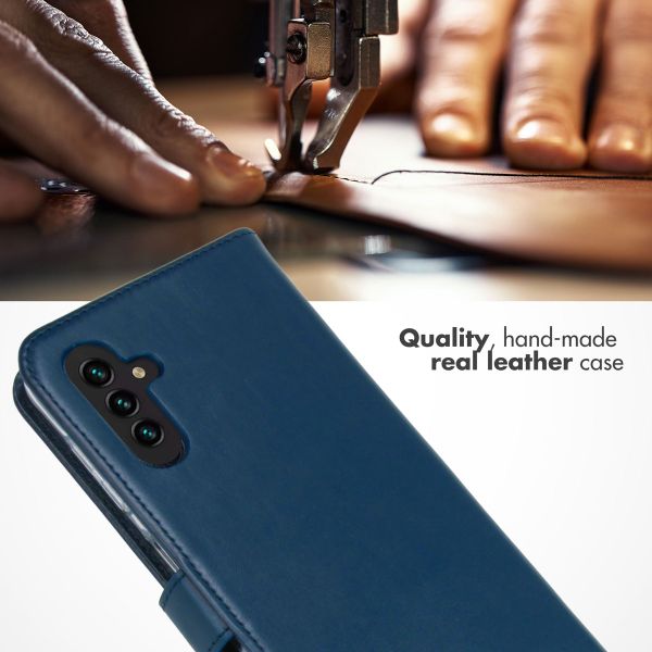 Selencia Echtleder Klapphülle Samsung Galaxy A13 (5G) / A04s - Blau