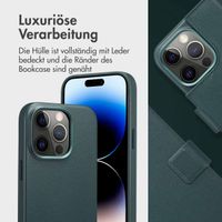 Accezz 2-in-1 Klapphülle aus Leder mit MagSafe Apple iPhone 14 Pro - Cedar Green