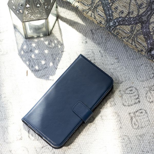 Selencia Echtleder Klapphülle Samsung Galaxy S21 - Blau