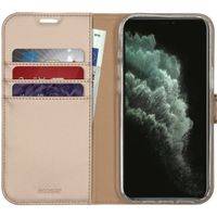 Accezz Wallet TPU Klapphülle Apple iPhone 12 Pro Max - Gold