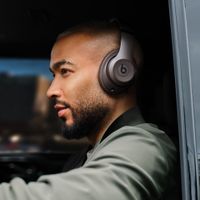 Beats Studio Pro Kabellose Kopfhörer mit Aktive Geräuschunterdrückung (ANC) - Deep Brown
