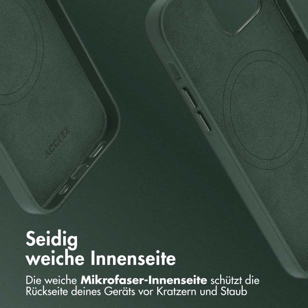 Accezz MagSafe Leather Backcover Apple iPhone 12 (Pro) - Cedar Green
