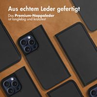 Accezz Premium Leather Slim Klapphülle Apple iPhone 15 Pro - Schwarz