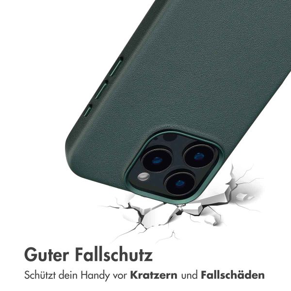 Accezz MagSafe Leather Backcover Apple iPhone 16 Pro - Cedar Green