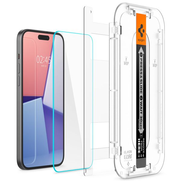 Spigen GLAStR Fit Displayschutzfolie 2er-Pack + Applicator Apple iPhone 16 / 15